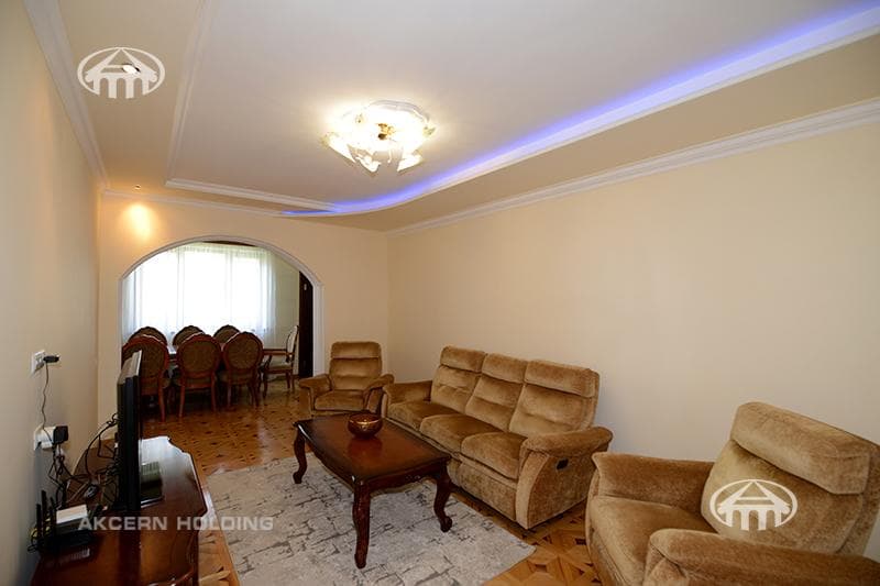 Apartment · 3 rooms · 100 m² · Kentron