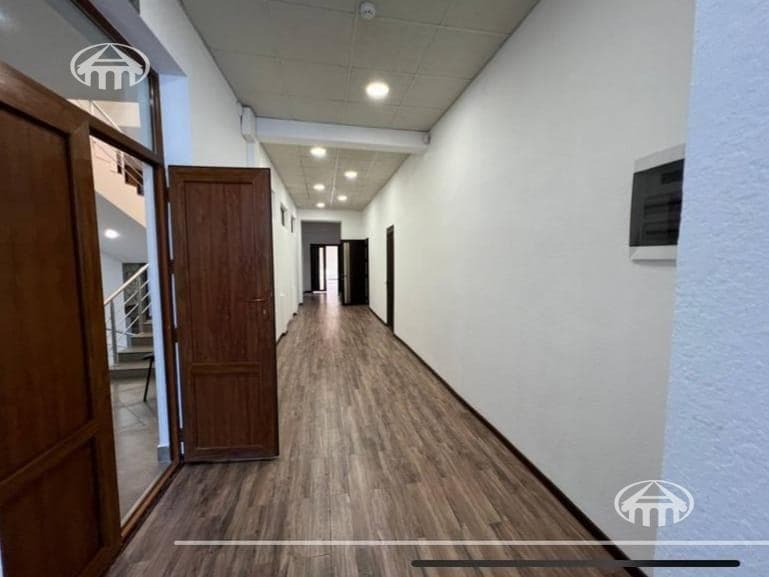 Офис · 80 м² · Кентрон