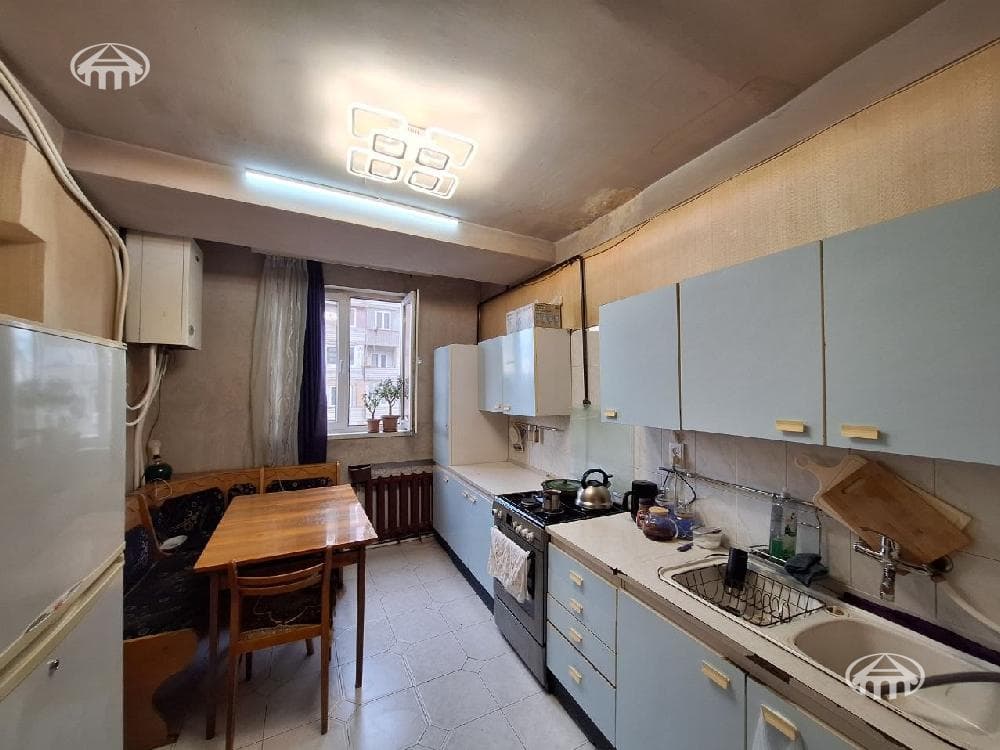 Apartment · 3 rooms · 90 m² · Kanaker-Zeytun
