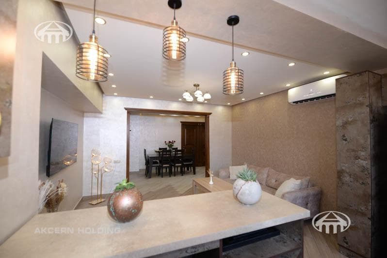 Apartment · 3 rooms · 104 m² · Kentron