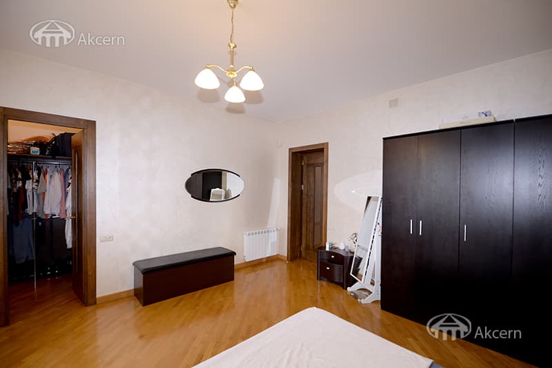 Особняк · 5 комн. · 270 м² · Канакер-Зейтун