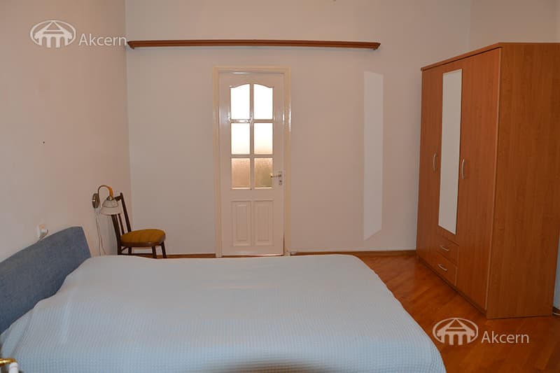 Квартира · 2 комн. · 77 м² · Арабкир