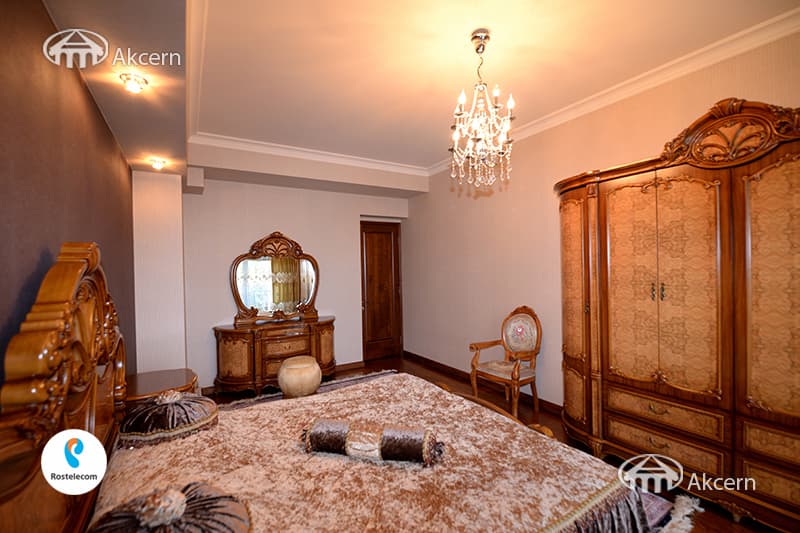 Квартира · 4 комн. · 190 м² · Арабкир