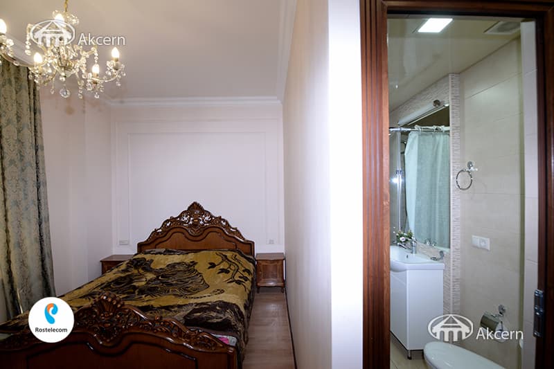 Дом · 4 комн. · 340 м² · Кентрон