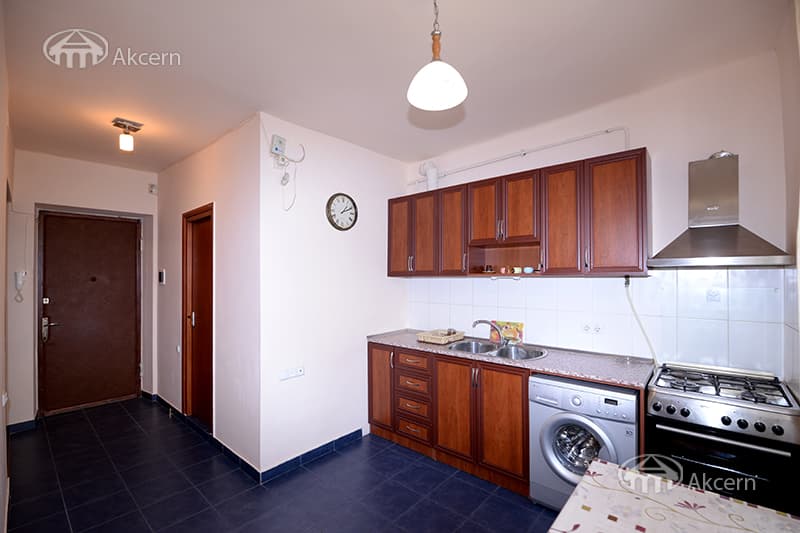 Квартира · 2 комн. · 56 м² · Кентрон
