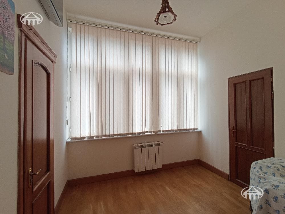 Квартира · 3 комн. · 73 м² · Кентрон