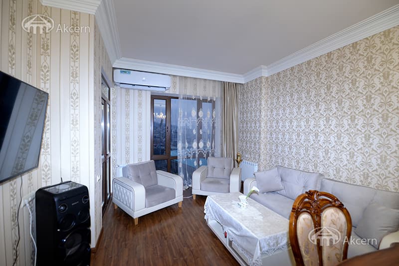 Apartment · 3 rooms · 108 m² · Kentron