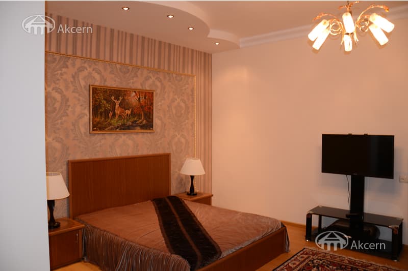 Квартира · 2 комн. · 67 м² · Кентрон