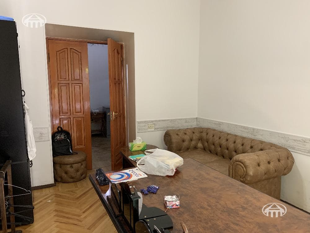 Office · 71 m² · Kentron
