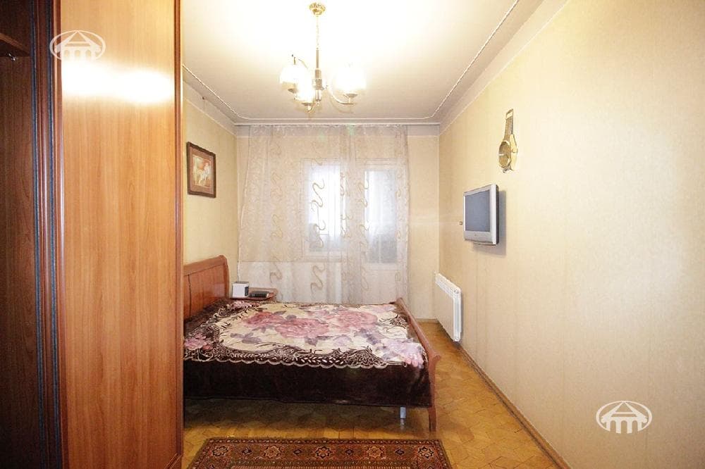 Բնակարան · 3 սեն. · 91 մ² · Կենտրոն