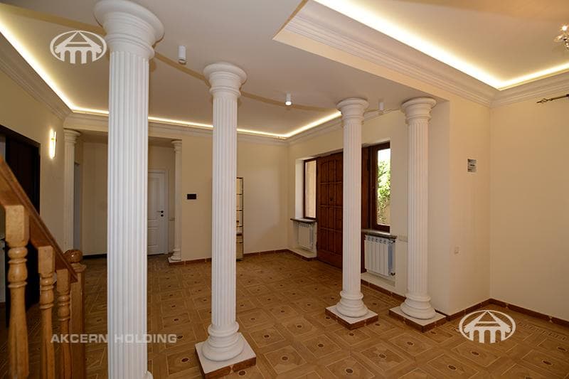 Առանձնատուն · 7 սեն. · 372 մ² · Արգավանդ