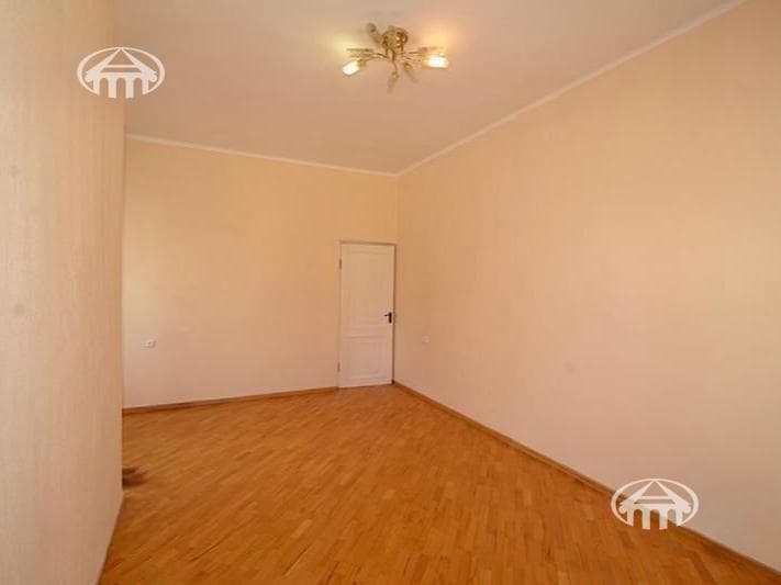 Առանձնատուն · 7 սեն. · 540 մ² · Աջափնյակ