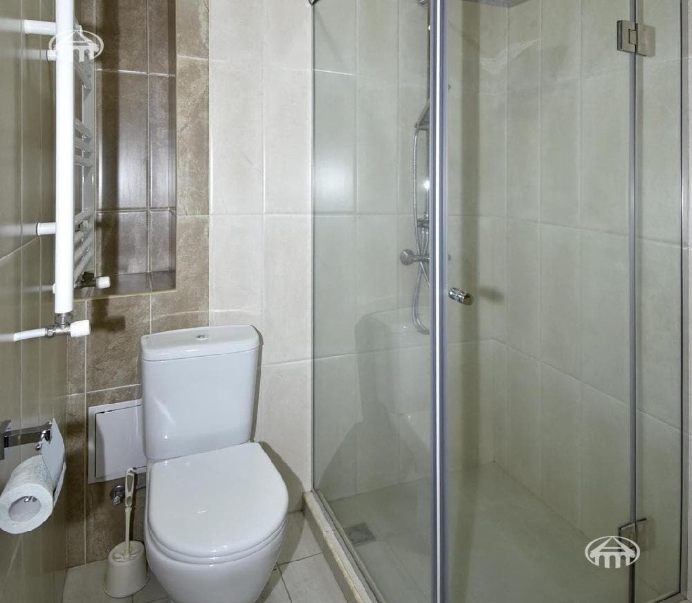 Բնակարան · 3 սեն. · 90 մ² · Կենտրոն
