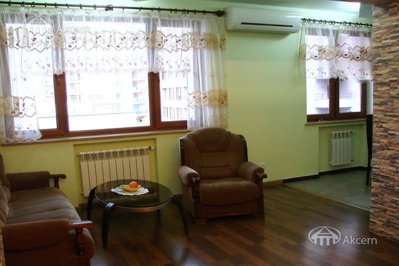 Квартира · 3 комн. · 81 м² · Кентрон
