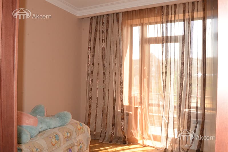 Особняк · 7 комн. · 406 м² · Норк-Мараш