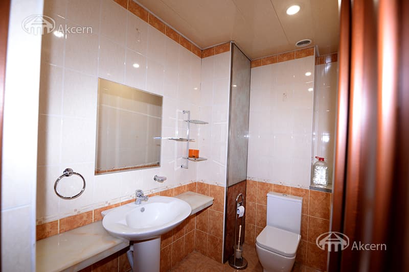 Квартира · 4 комн. · 186 м² · Кентрон