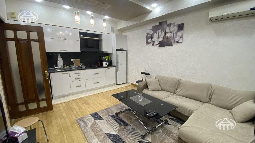 Квартира · 2 комн. · 48 м² · Кентрон