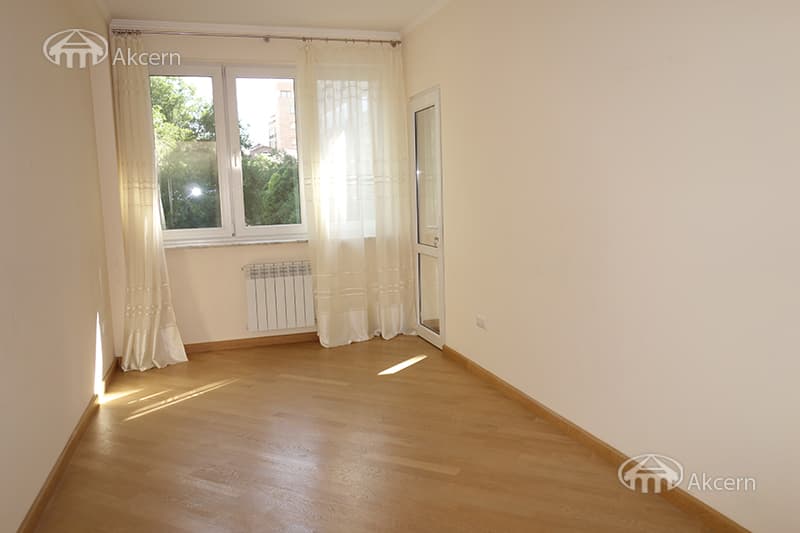 Apartment · 4 rooms · 135 m² · Kentron