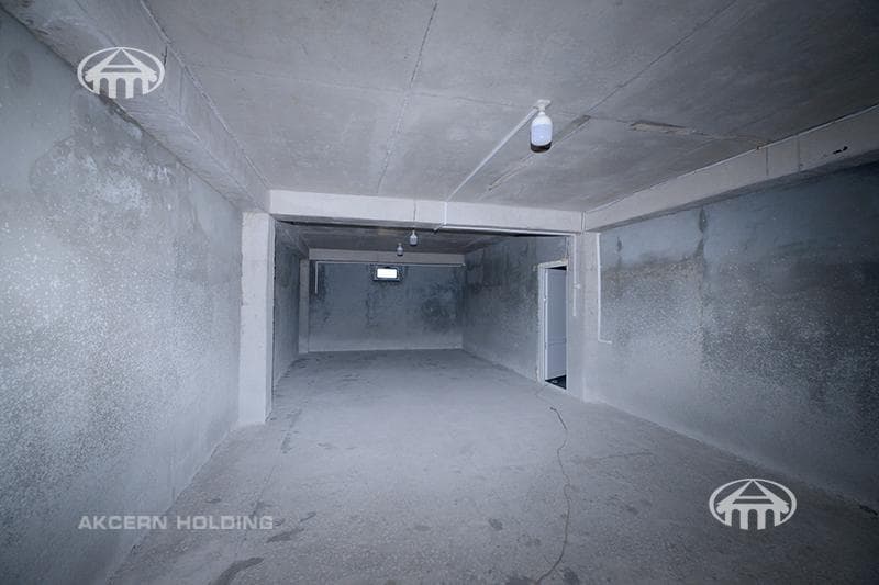 House · 5 rooms · 394 m² · Arabkir