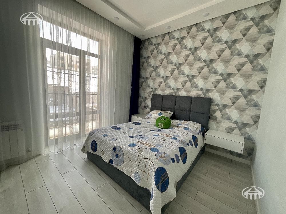 Mansion · 6 rooms · 260 m² · Avan