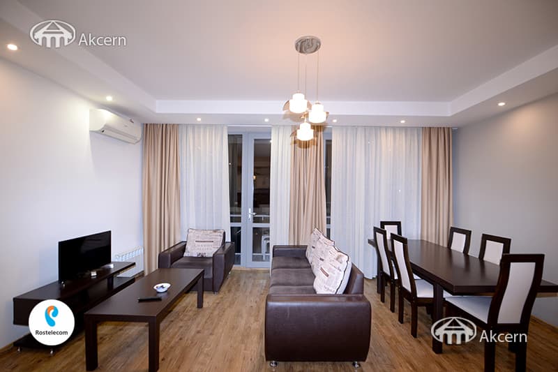 Բնակարան · 2 սեն. · 70 մ² · Կենտրոն