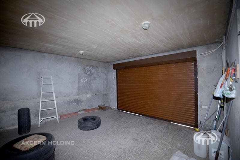 Mansion · 9 rooms · 560 m² · Kentron