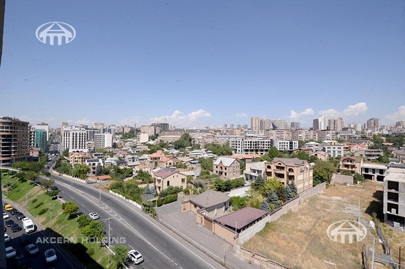 Բնակարան · 3 սեն. · 70,2 մ² · Կենտրոն