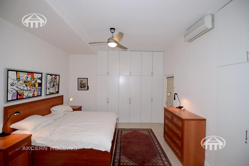 Офис · 270 м² · Кентрон