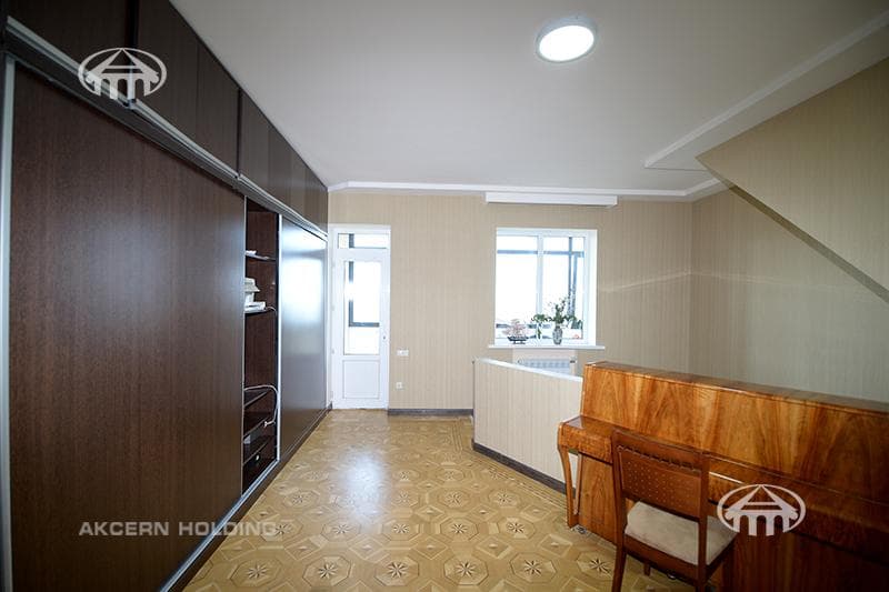 Особняк · 6 комн. · 393 м² · с. Мугни