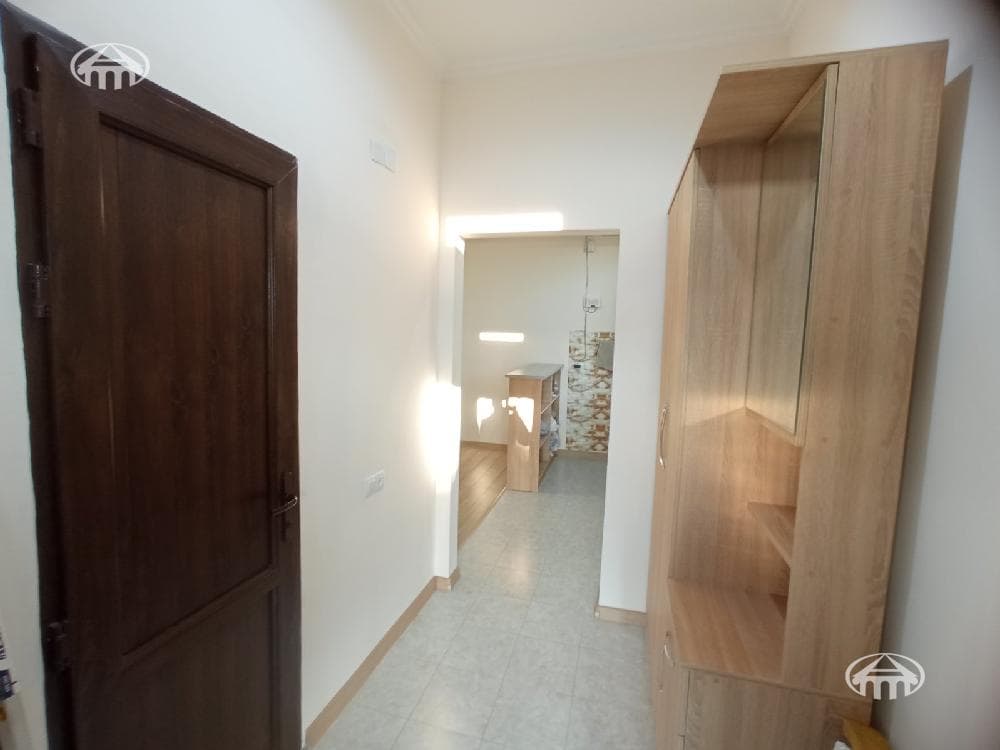 Квартира · 2 комн. · 42 м² · Зовуни