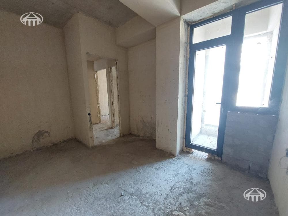 Apartment · 4 rooms · 110 m² · Kentron