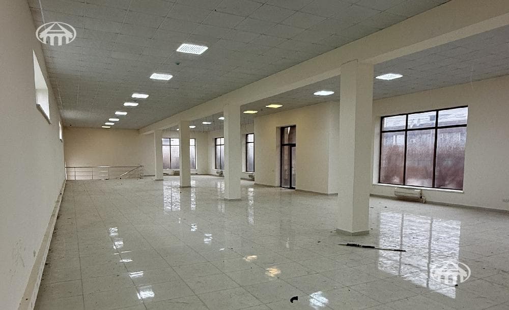 Магазин · 484 м² · Арарат