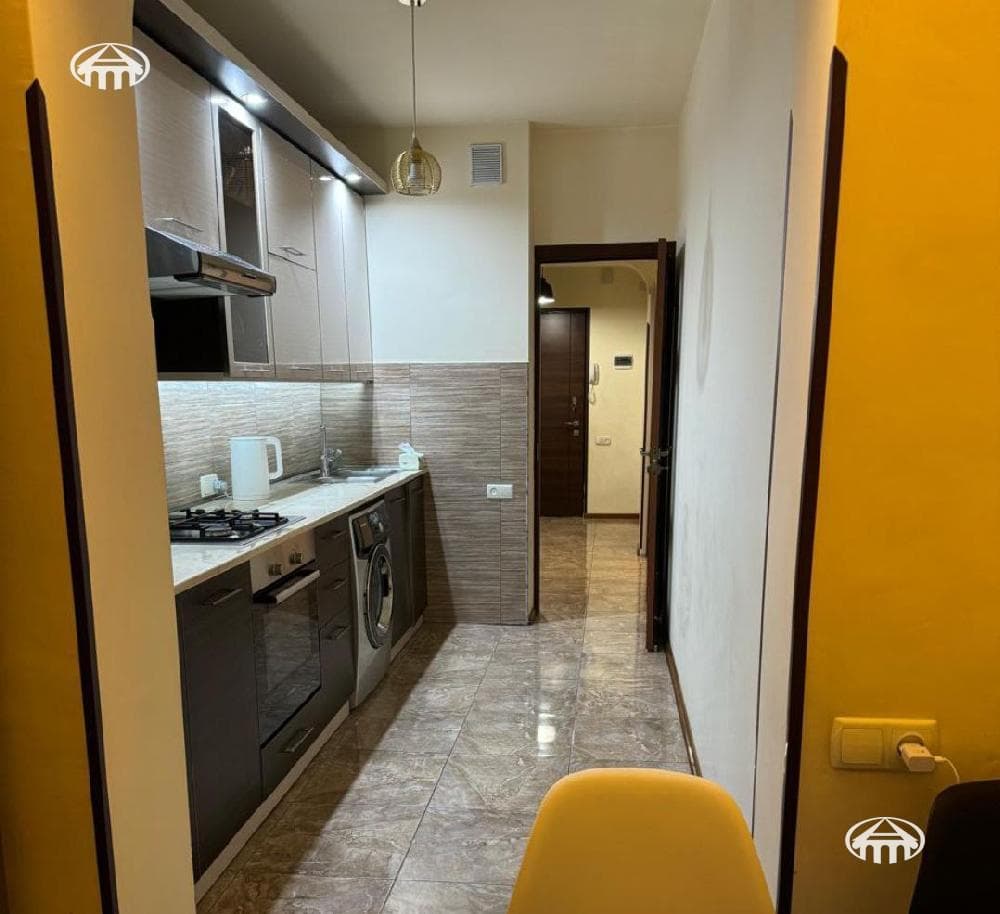 Квартира · 3 комн. · 79 м² · Арабкир