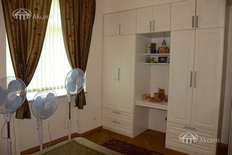 Квартира · 2 комн. · 58 м² · Кентрон