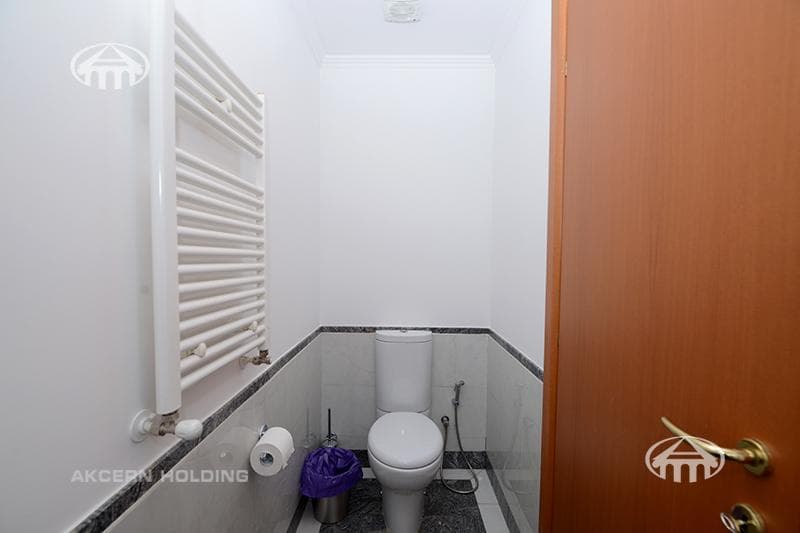 Apartment · 4 rooms · 254 m² · Kentron