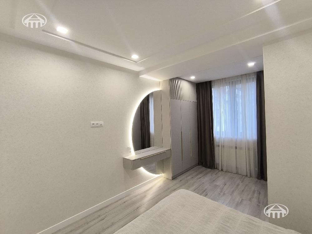 Квартира · 3 комн. · 91 м² · Кентрон
