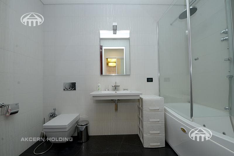 Apartment · 4 rooms · 169 m² · Kentron