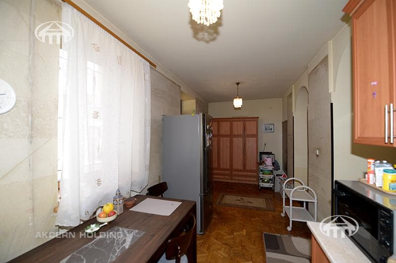 House · 5 rooms · 220 m² · Arabkir