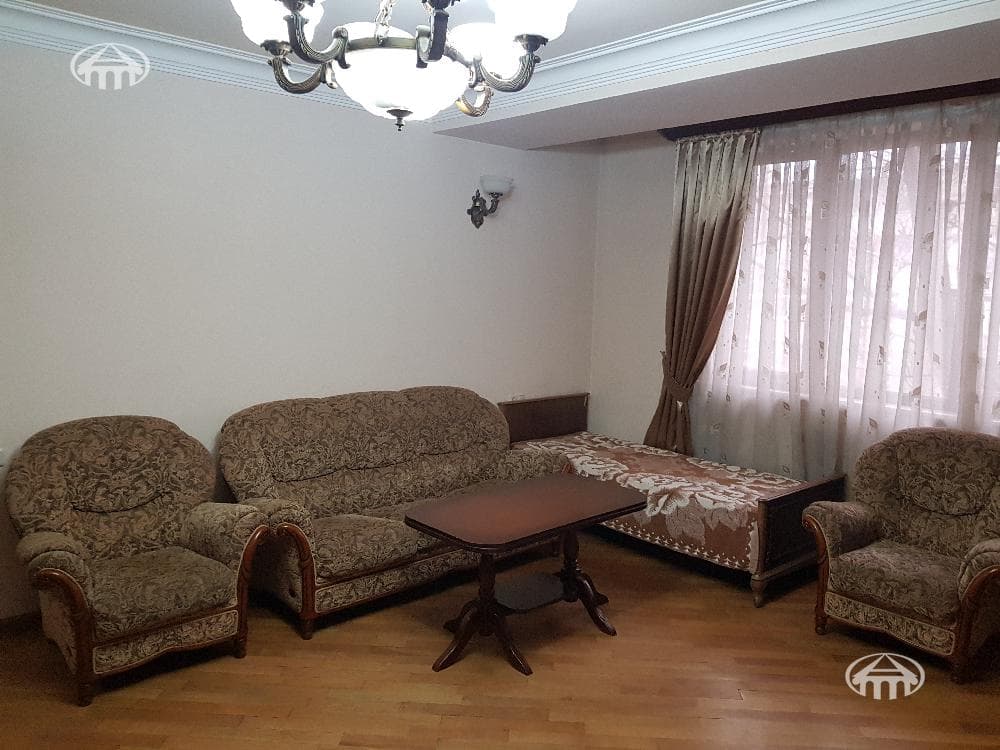 Apartment · 1 rooms · 52 m² · Kentron