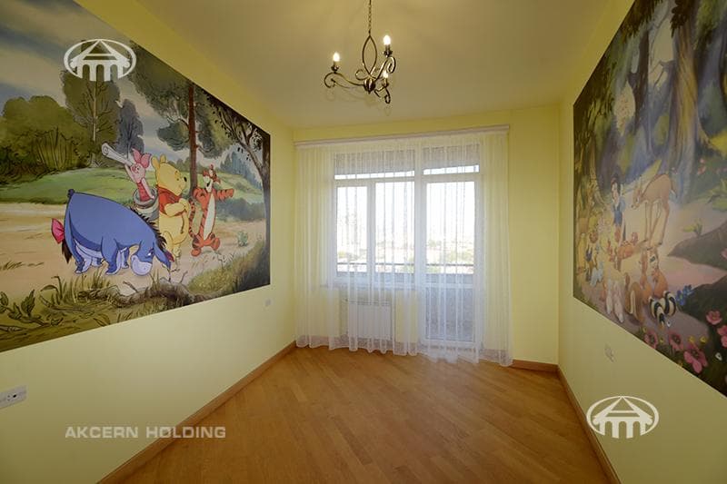 Квартира · 4 комн. · 177 м² · Кентрон