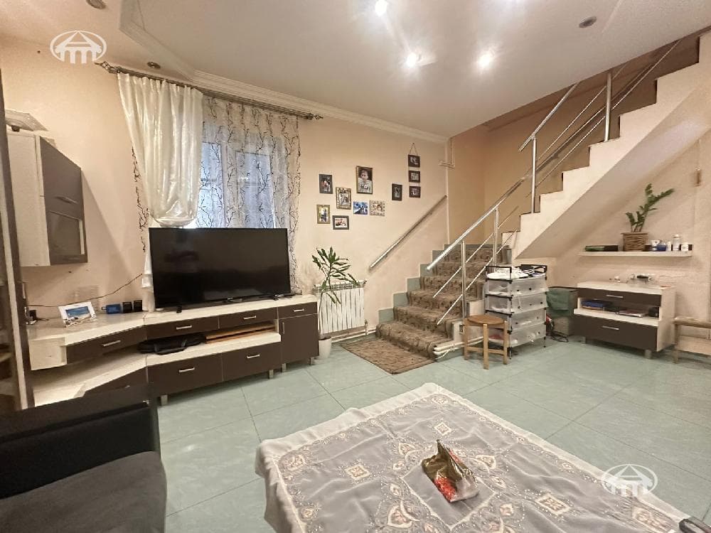 Дом · 3 комн. · 64 м² · Давташен