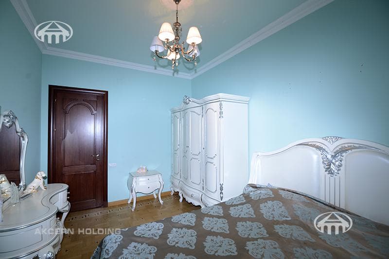 Apartment · 4 rooms · 135 m² · Arabkir