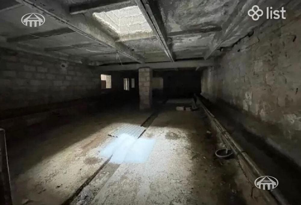 Այլ · 1120 մ² · Եղվարդ
