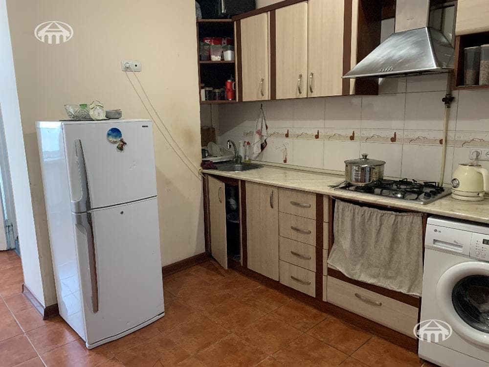 Квартира · 3 комн. · 80 м² · Кентрон