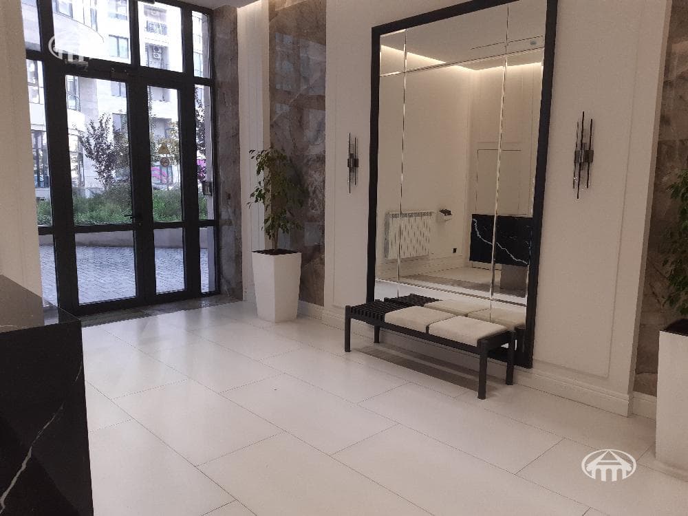 Квартира · 2 комн. · 52 м² · Кентрон