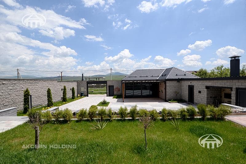 Mansion · 123 m² · Teghenik