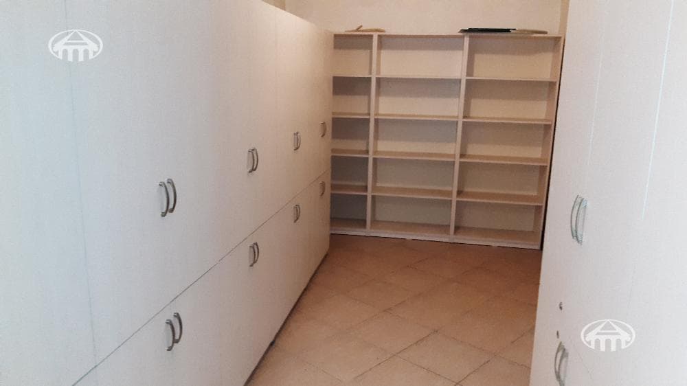 Office · 256.5 m² · Kentron