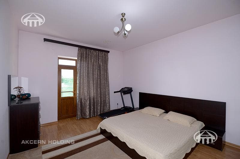 Mansion · 8 rooms · 607.5 m² · Qasax