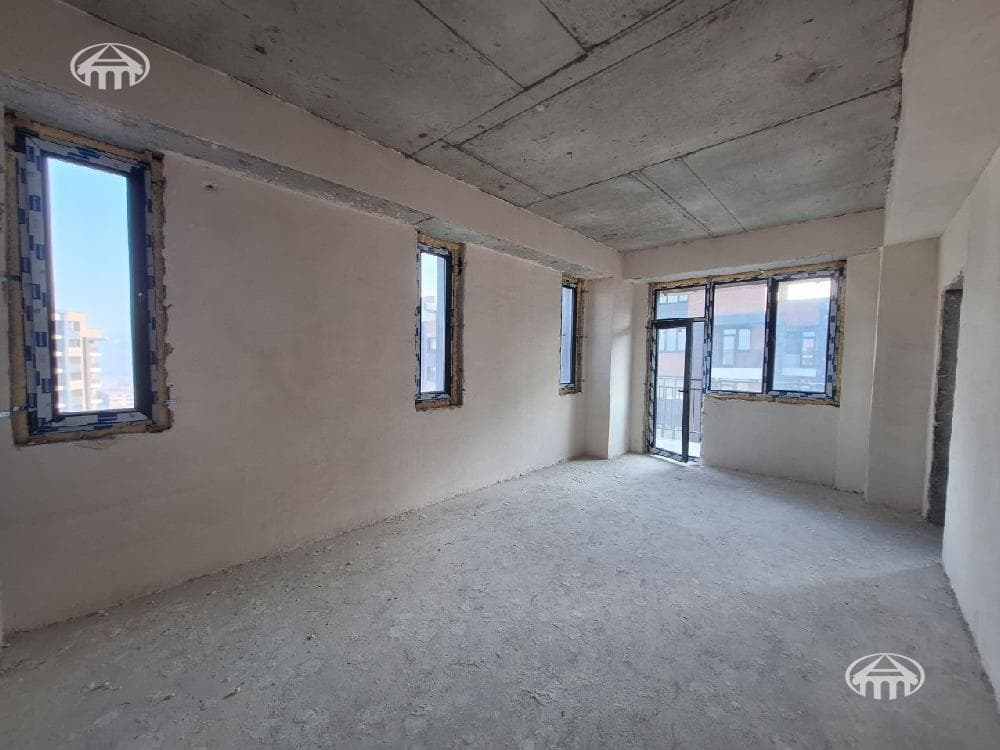 Квартира · 3 комн. · 82 м² · Зовуни