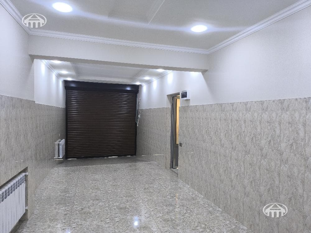 Офис · 270 м² · Давташен